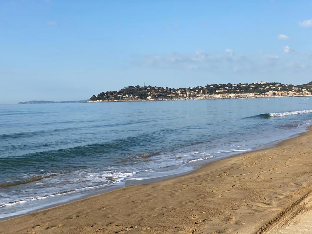 Apartament Le Diatomee - Rue Du Port Cavalaire-sur-Mer Zewnętrze zdjęcie